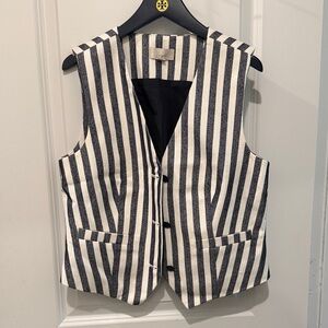 Loft tweed Striped Black and White Vest